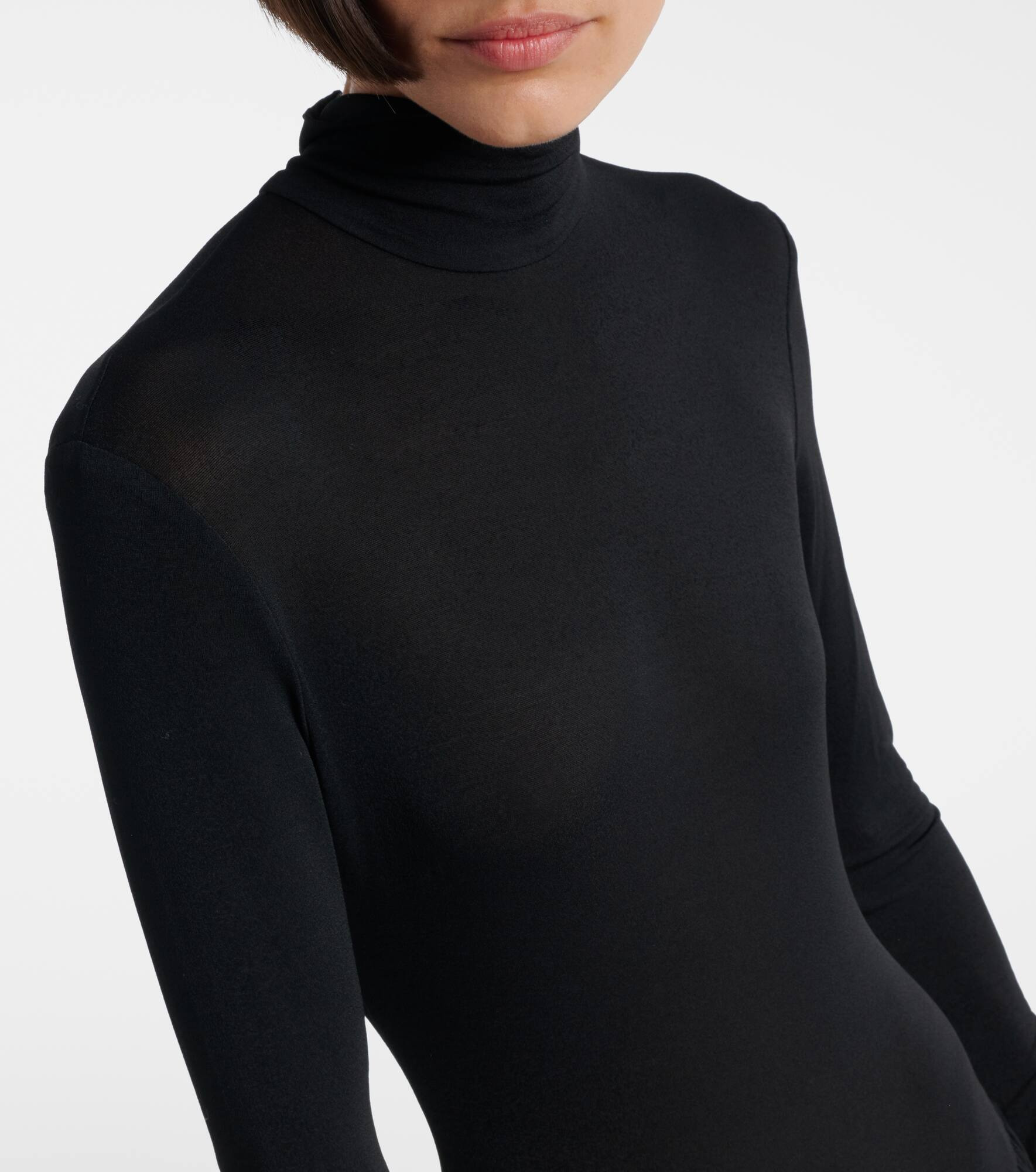 Asymmetric pleated turtleneck maxi dress - 4