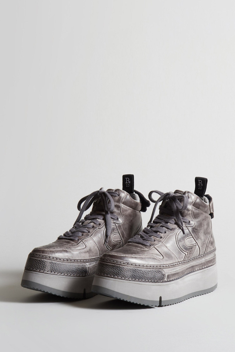 THE RIOT SNEAKER - DISTRESSED GREY LEATHER 1