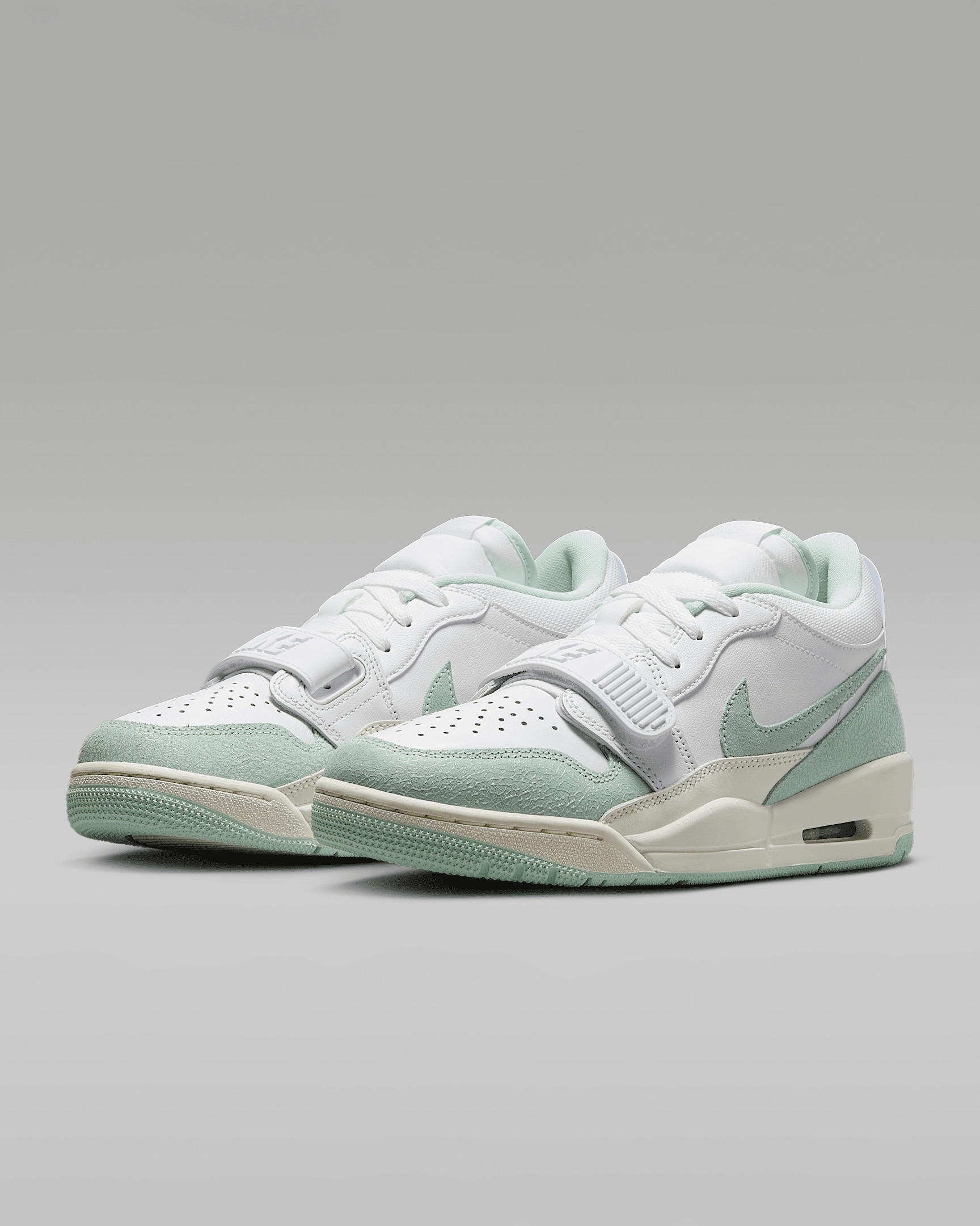 Air Jordan Legacy 312 Low Women's Shoes - 5
