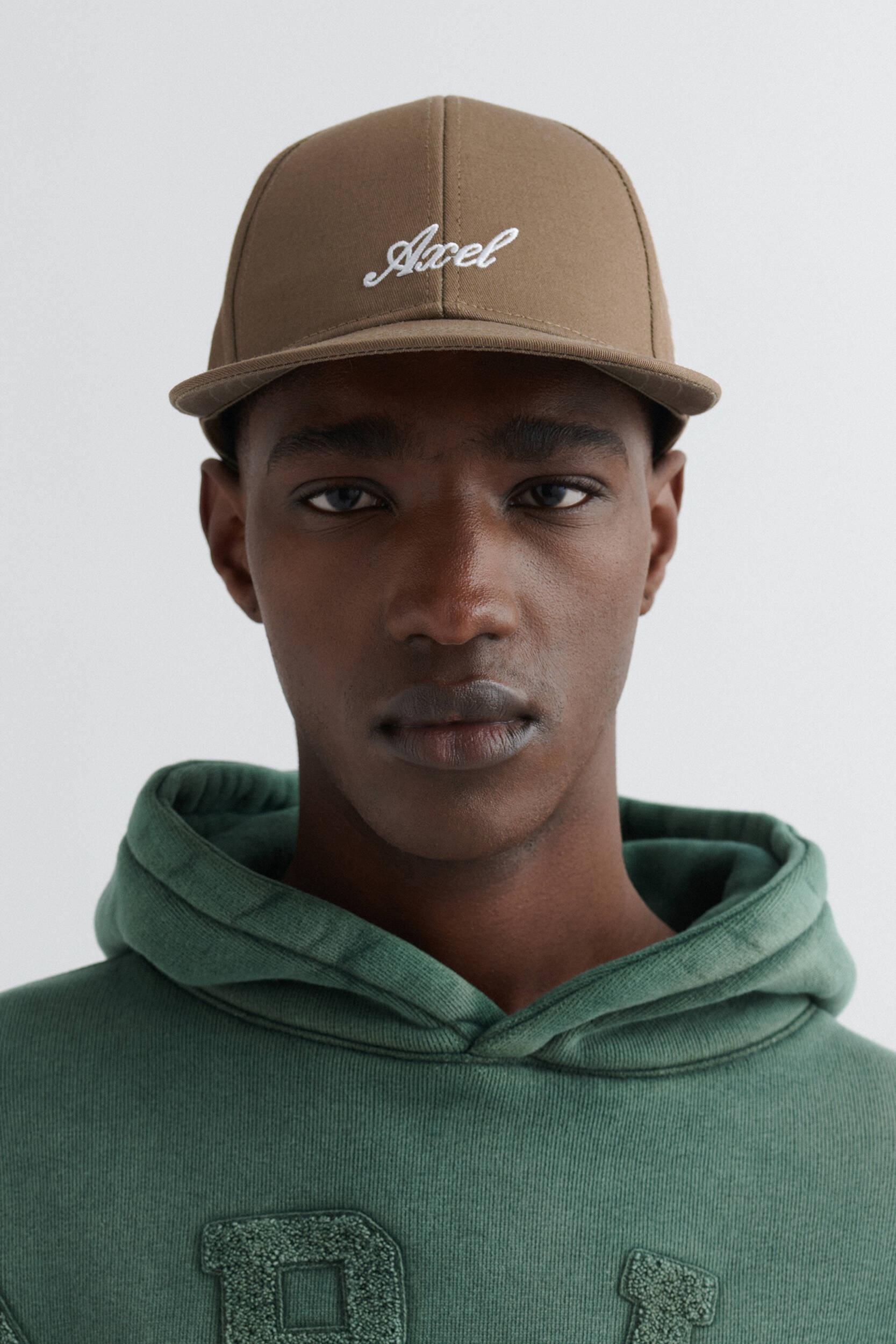 Axel Cap - 2