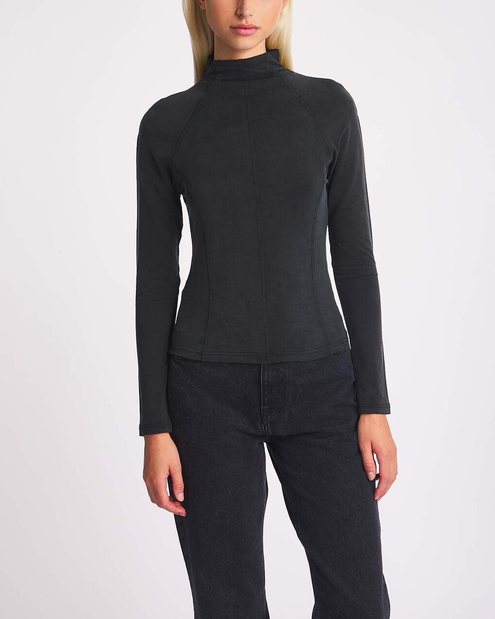 Top Fitted Mockneck Washed black - 2