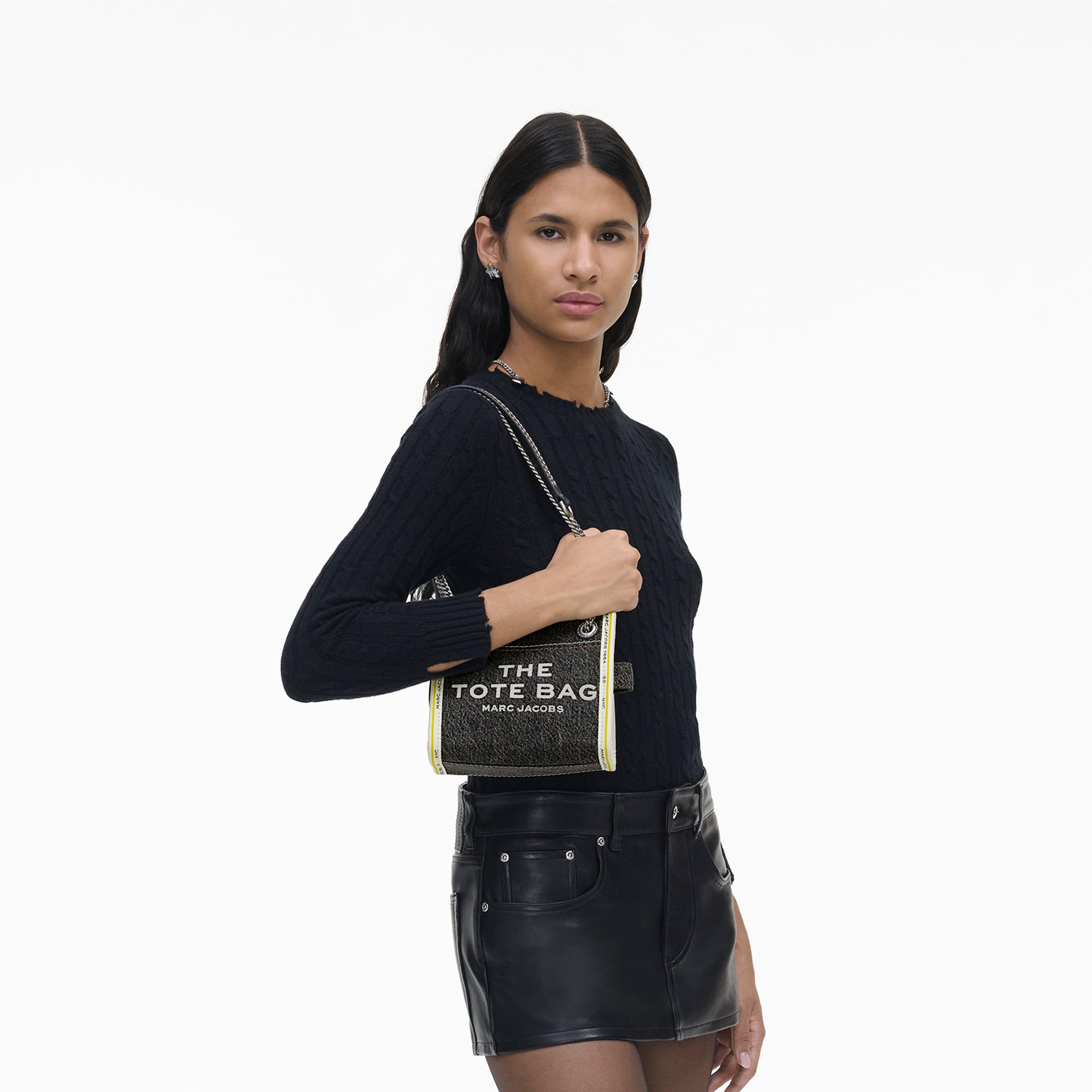 THE DENIM CHAIN CROSSBODY TOTE BAG - 8