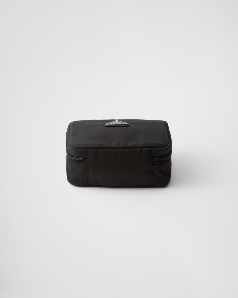 Small Re-Nylon zipper pouch 3