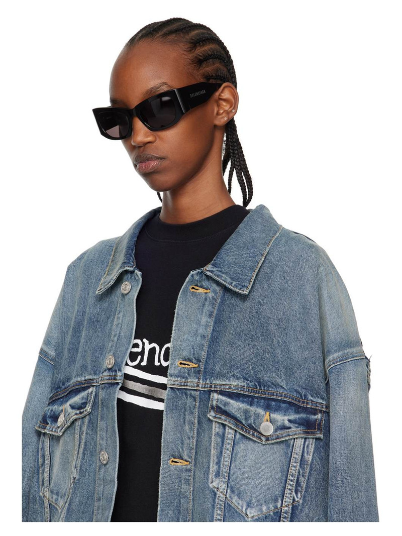 Black Cat-Eye Sunglasses 4