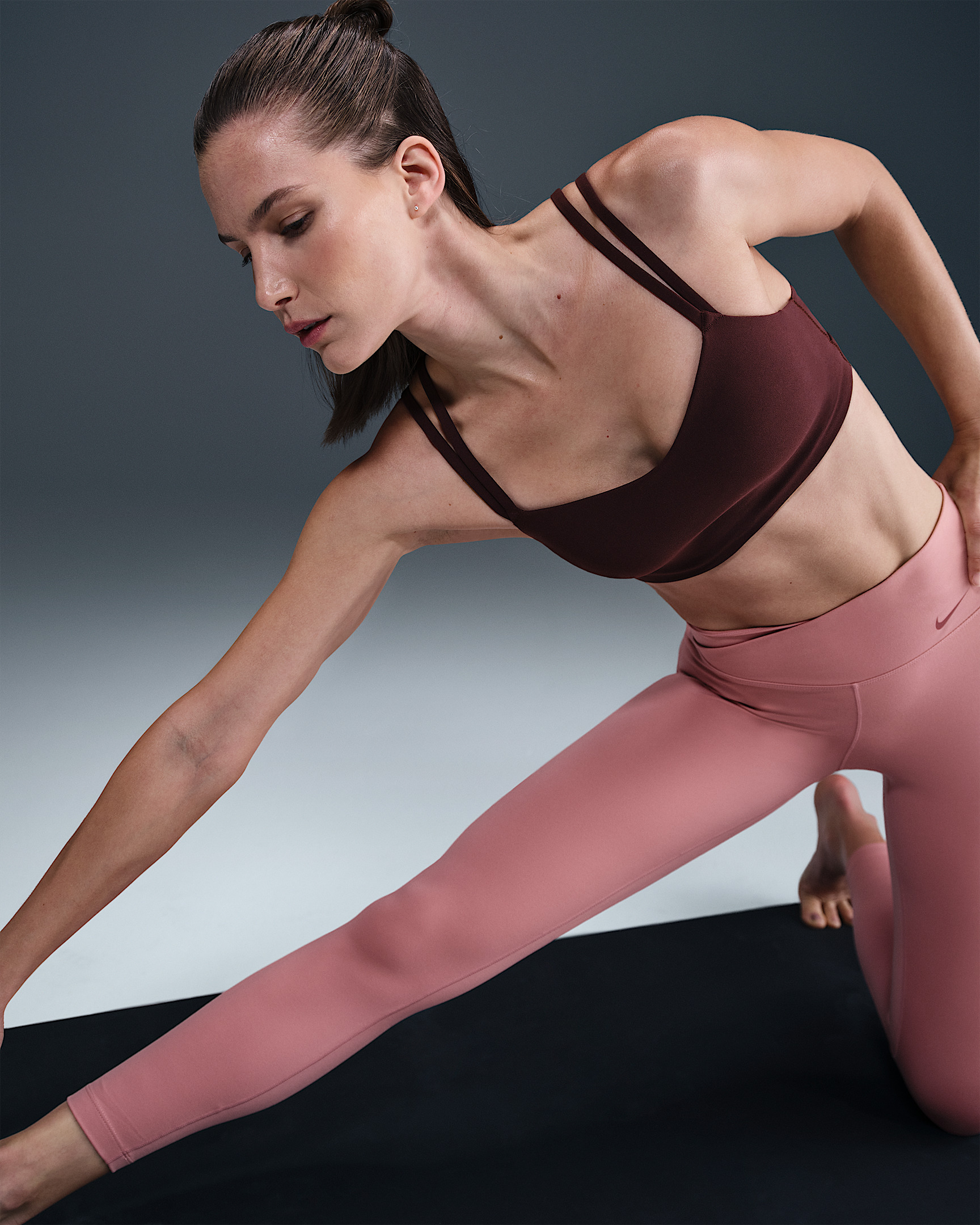 Nike Zenvy Strappy Women's Light-Support Padded Sports Bra - 3