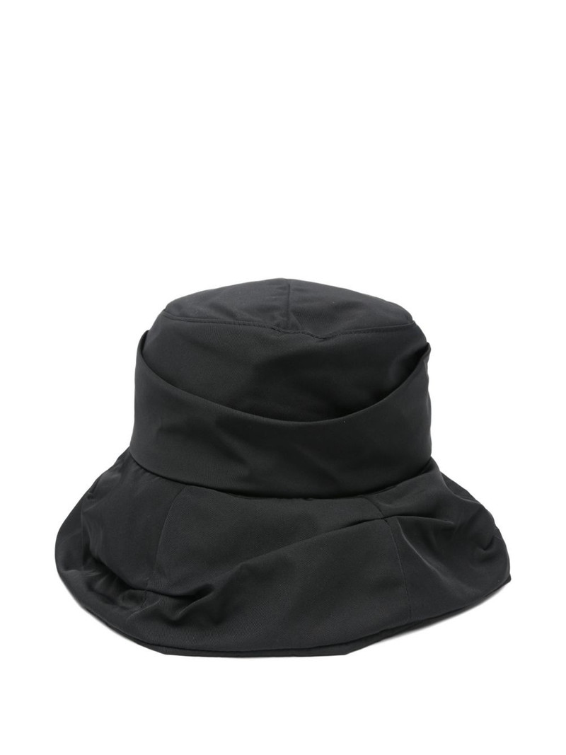 Y's black bucket hat outlook