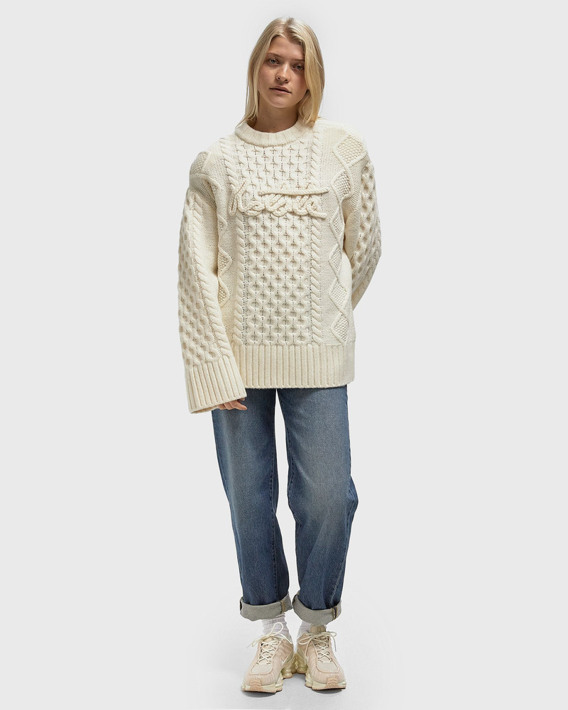 ROTATE KNIT CABLE CREWNECK outlook