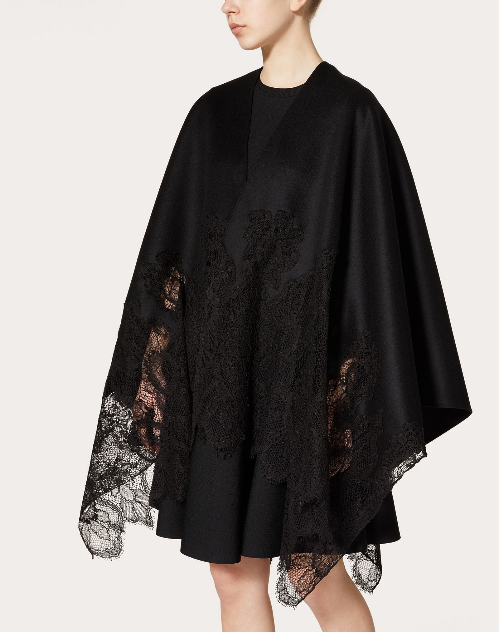 Heavy Lace Poncho - 4