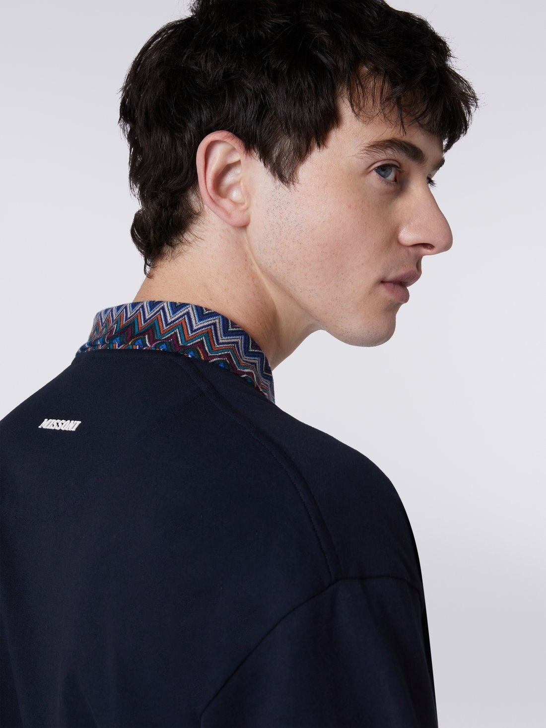 Short-sleeved cotton jersey polo shirt with zigzag inserts - 5