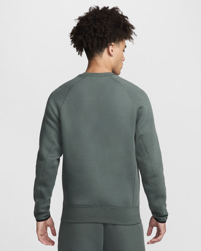 Nike Nike Sportswear Tech Fleece Men's Crew outlook