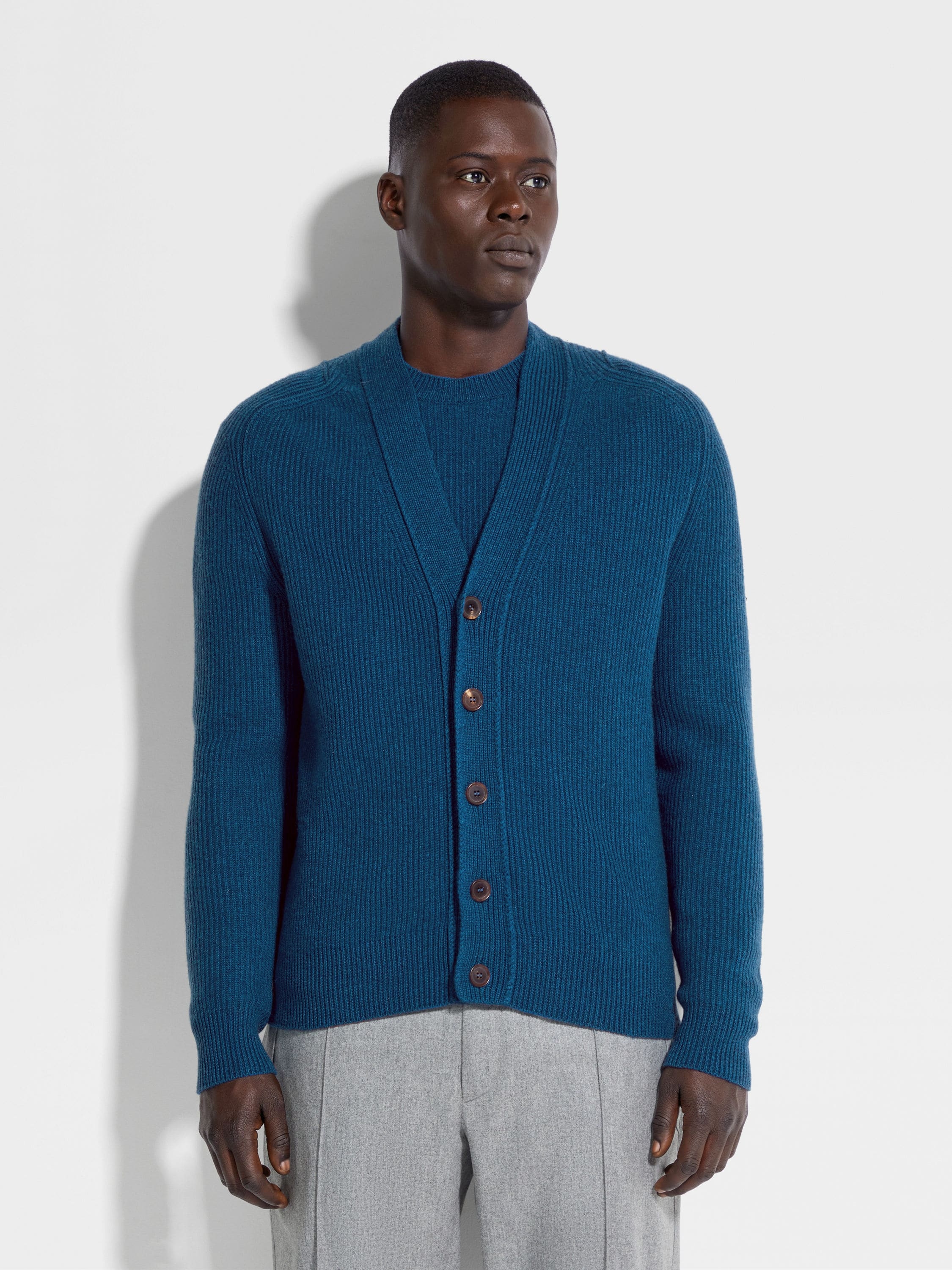 BRIGHT TEAL BLUE OASI CASHMERE CARDIGAN - 4