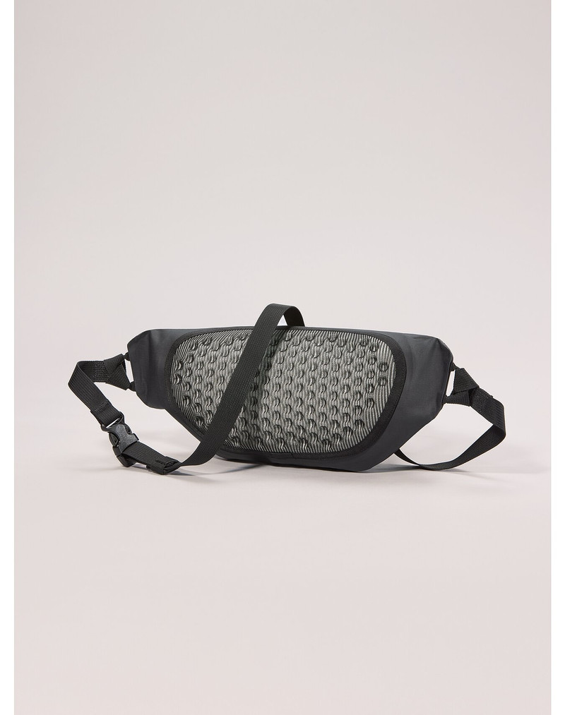 Arc'teryx Granville Crossbody Bag outlook