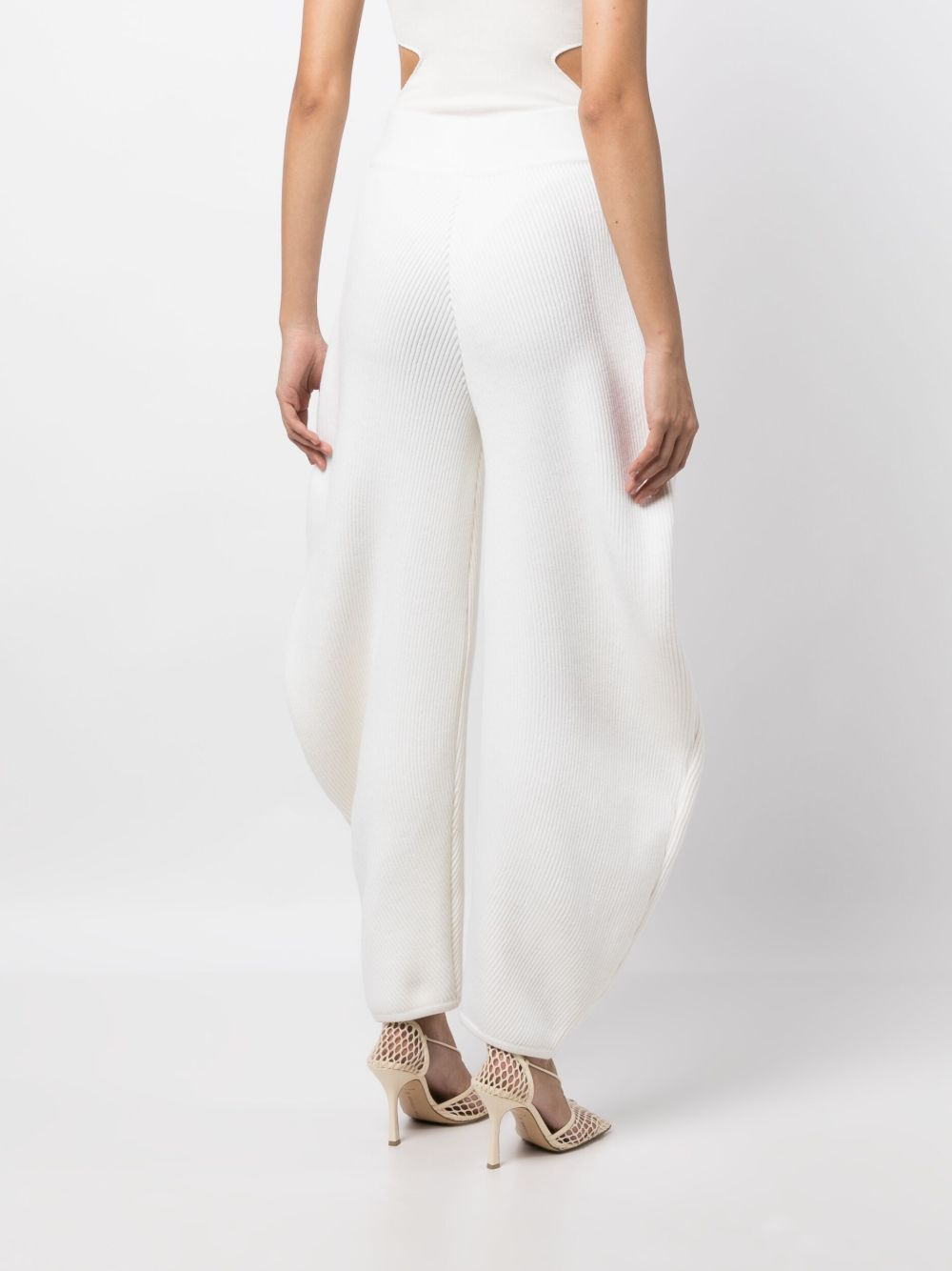 oversize-leg high-waist trousers - 4