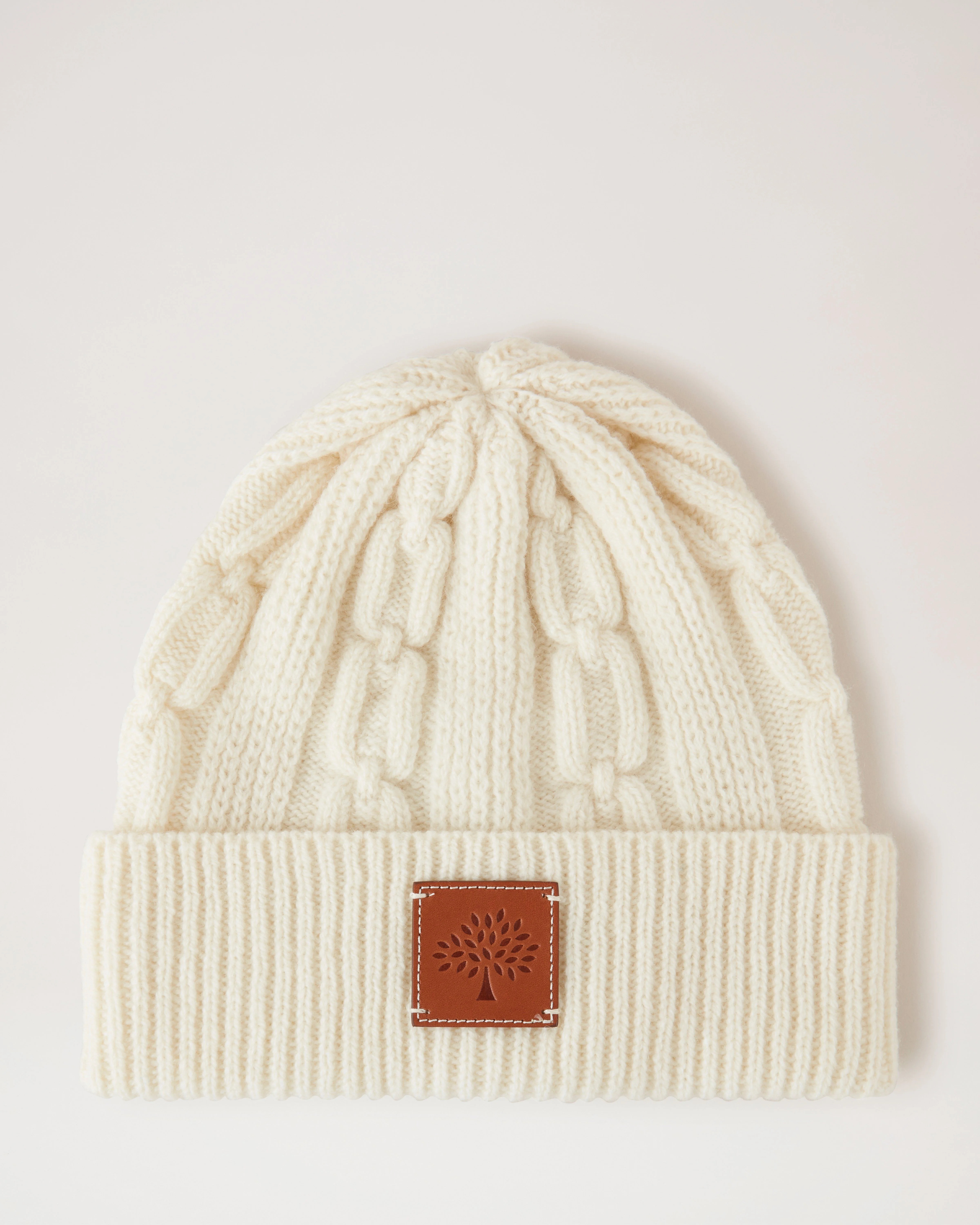 Cable Knit Beanie
Ecru Lambswool - 1