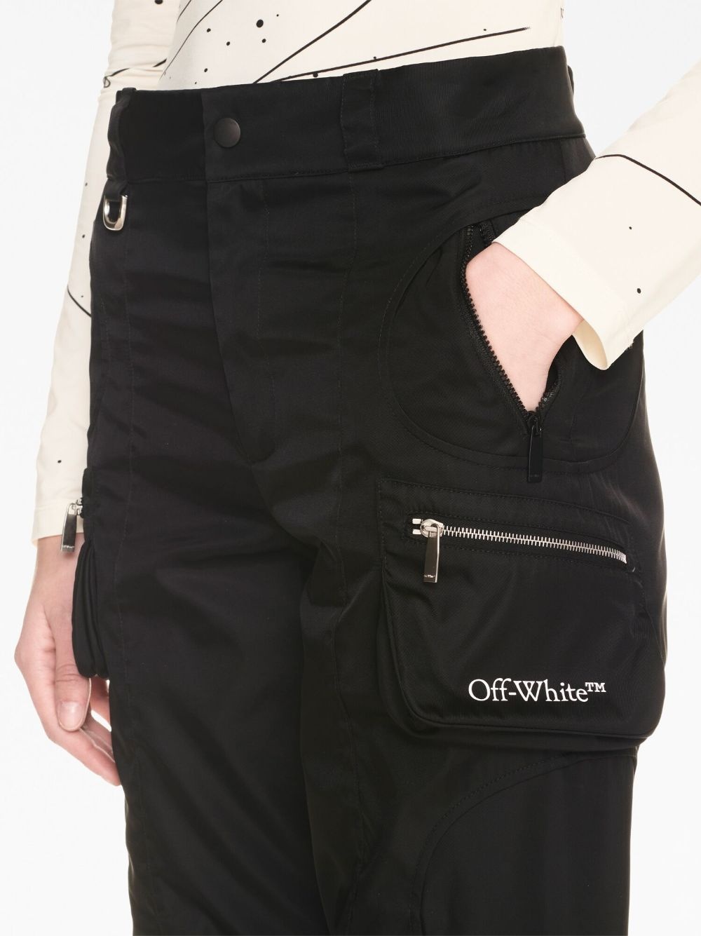 Book cargo trousers - 4