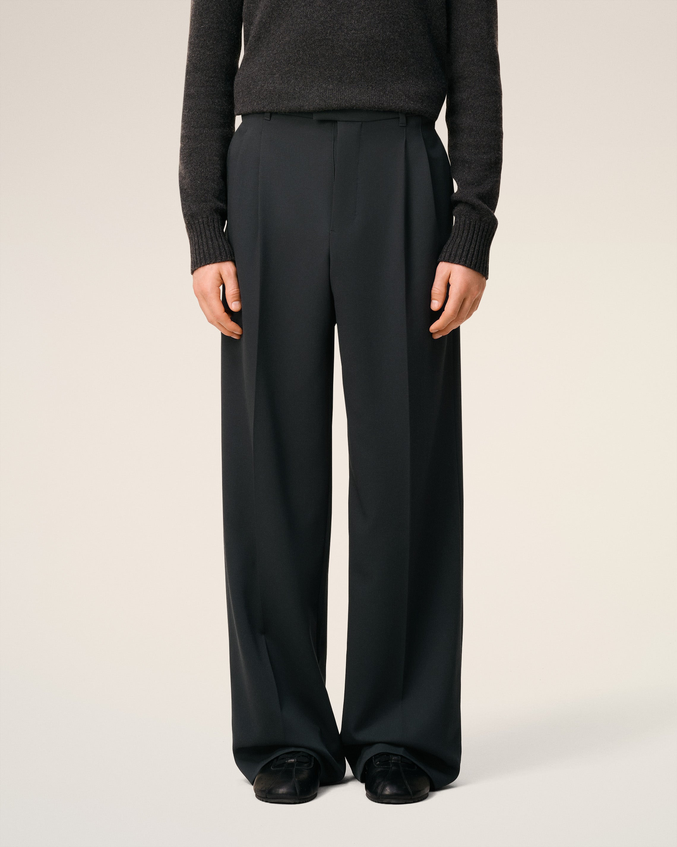 BLACK WOOL LOW WAIST WIDE TROUSERS - 3