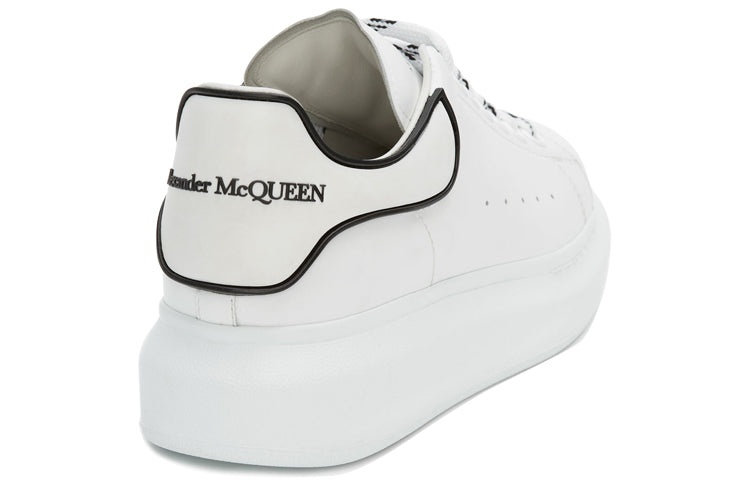 (WMNS) Alexander McQueen Oversized Sneaker 'White Black' 621056WHXMT9074 - 4
