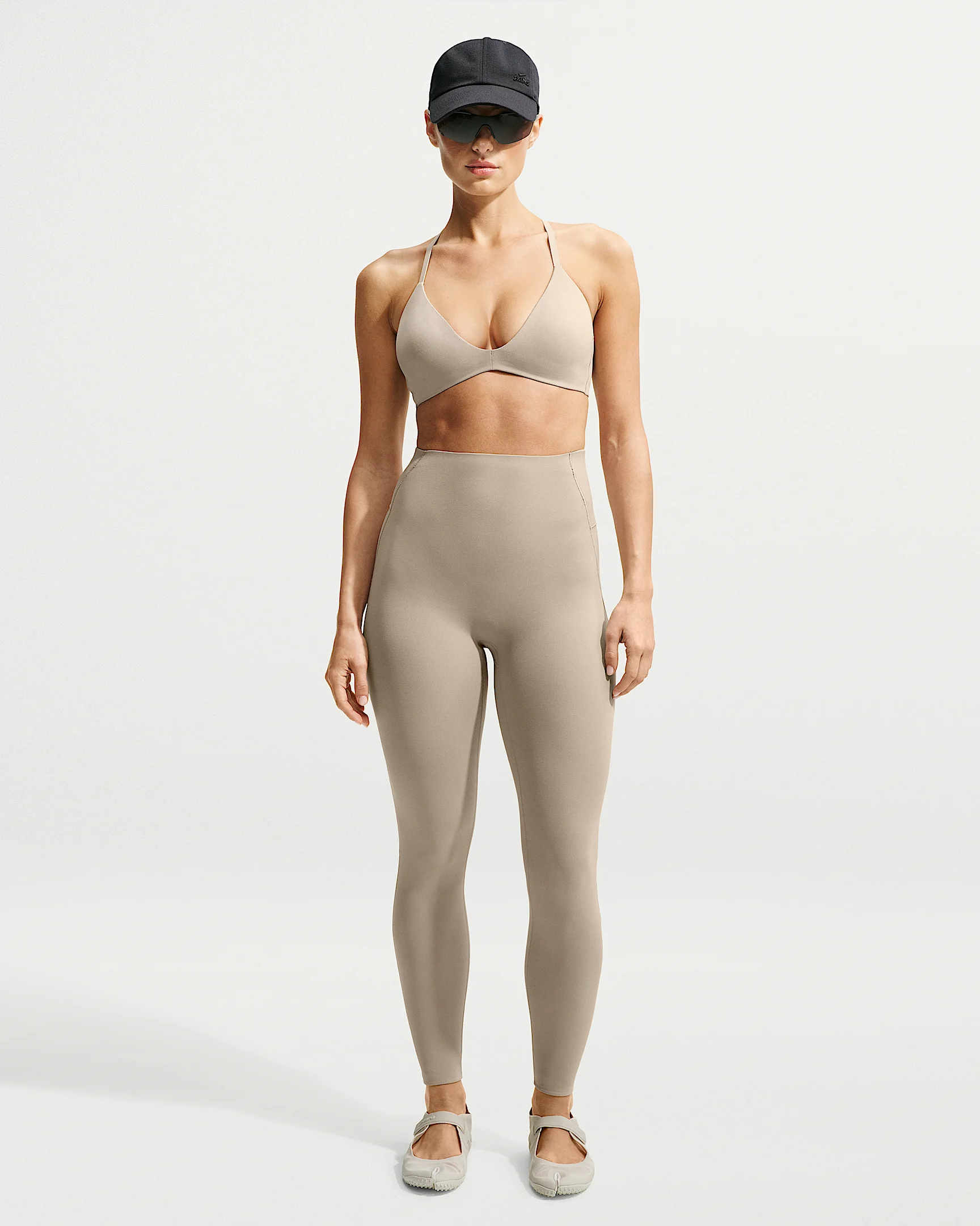 NikeSKIMS Studio Stretch Women's 26" Leggings - 1