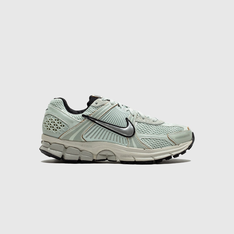 WMNS ZOOM VOMERO 5 "LIGHT SILVER" - 1