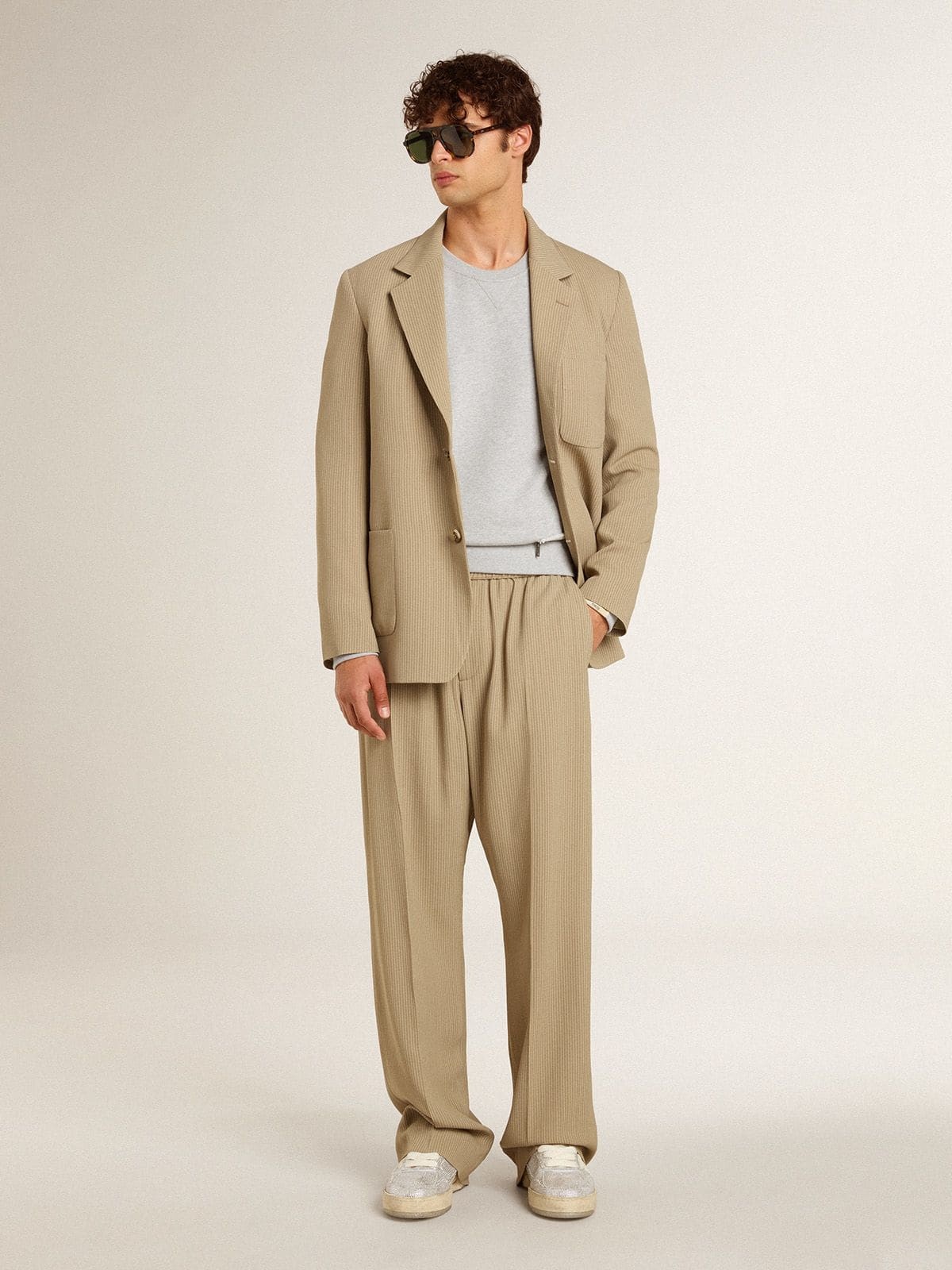 Men's beige pinstripe single-breasted jacket with an oversized fit - 3