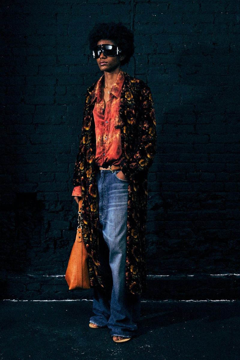 DRAPEY DOUBLE BREASTED COAT 1