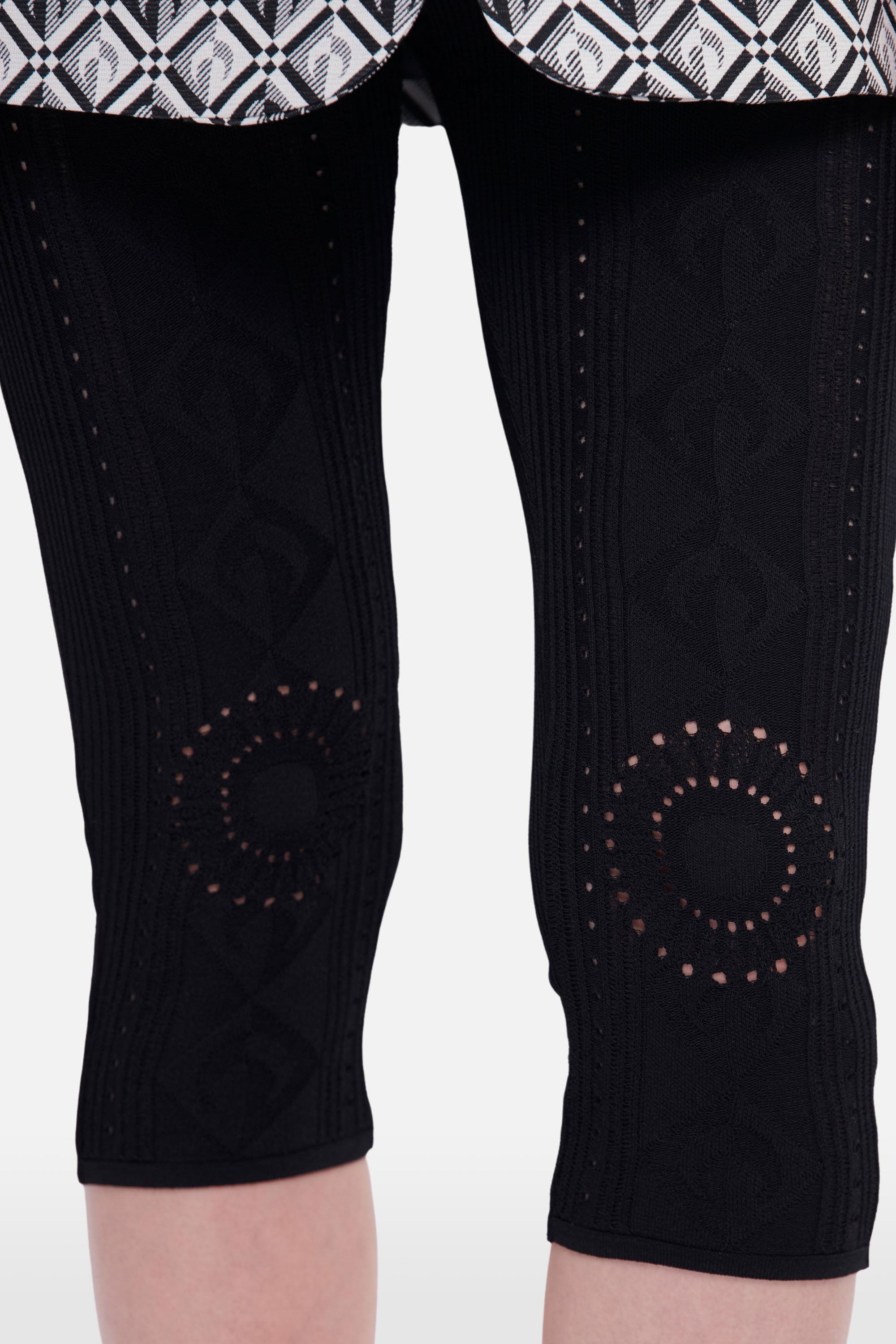 Pointelle Knitted Capri Pants - 4