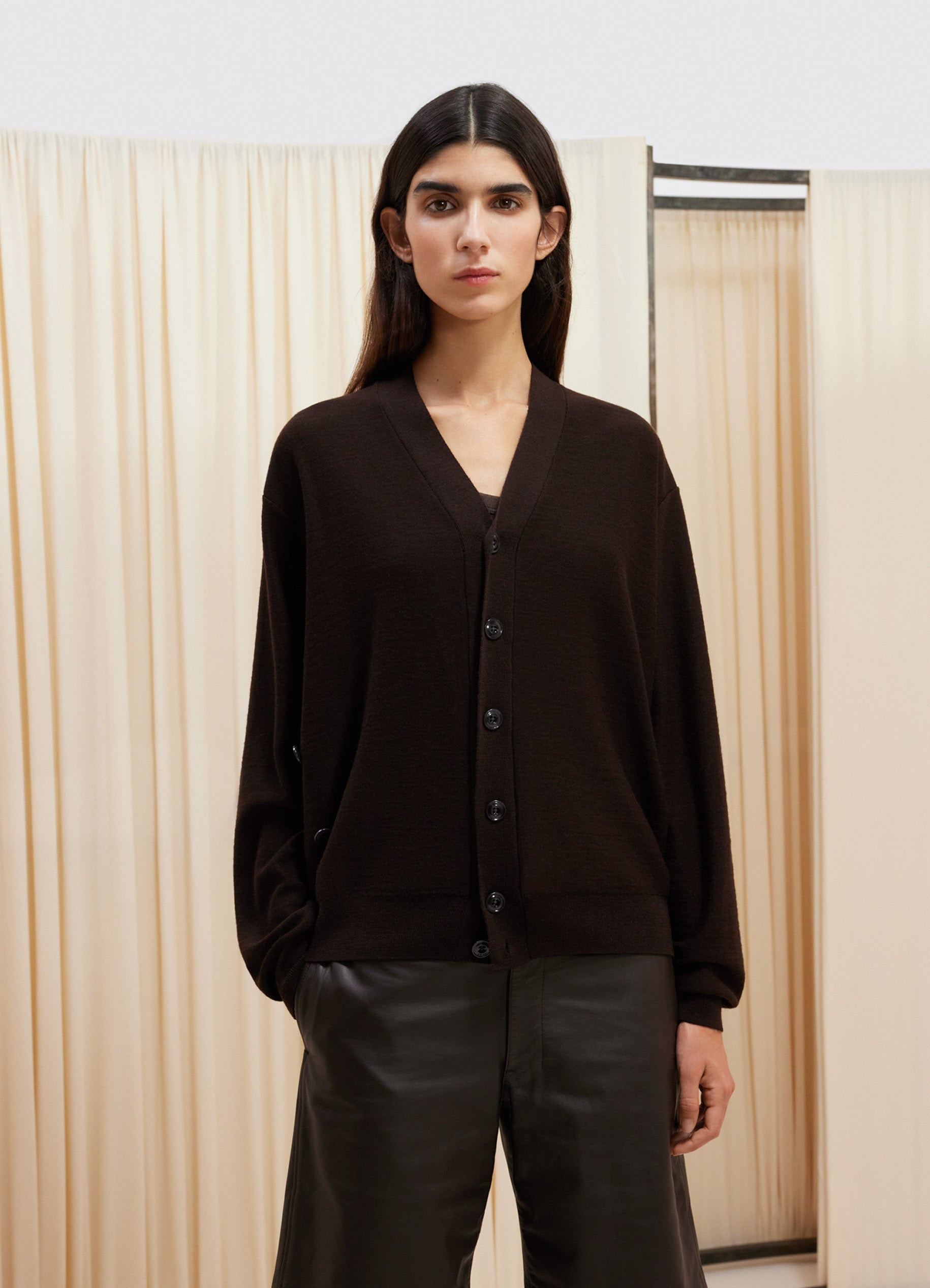 Lemaire RELAXED TWISTED CARDIGAN | lemaire | REVERSIBLE Lemaire RELAXED TWISTED CARDIGAN | lemaire | REVERSIBLE