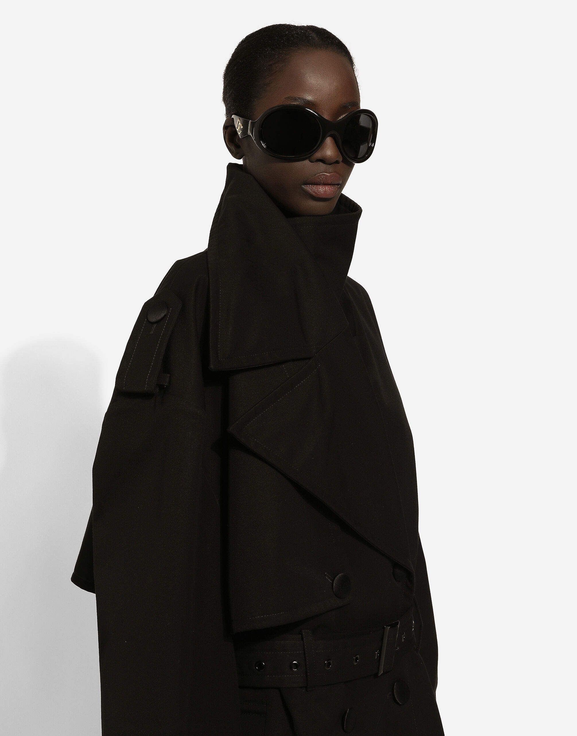 Double-breasted jacket with cotton belt - 11