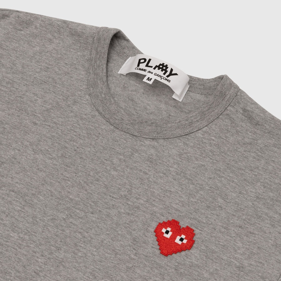 PIXELATED RED HEART S/S T-SHIRT X INVADER - 2