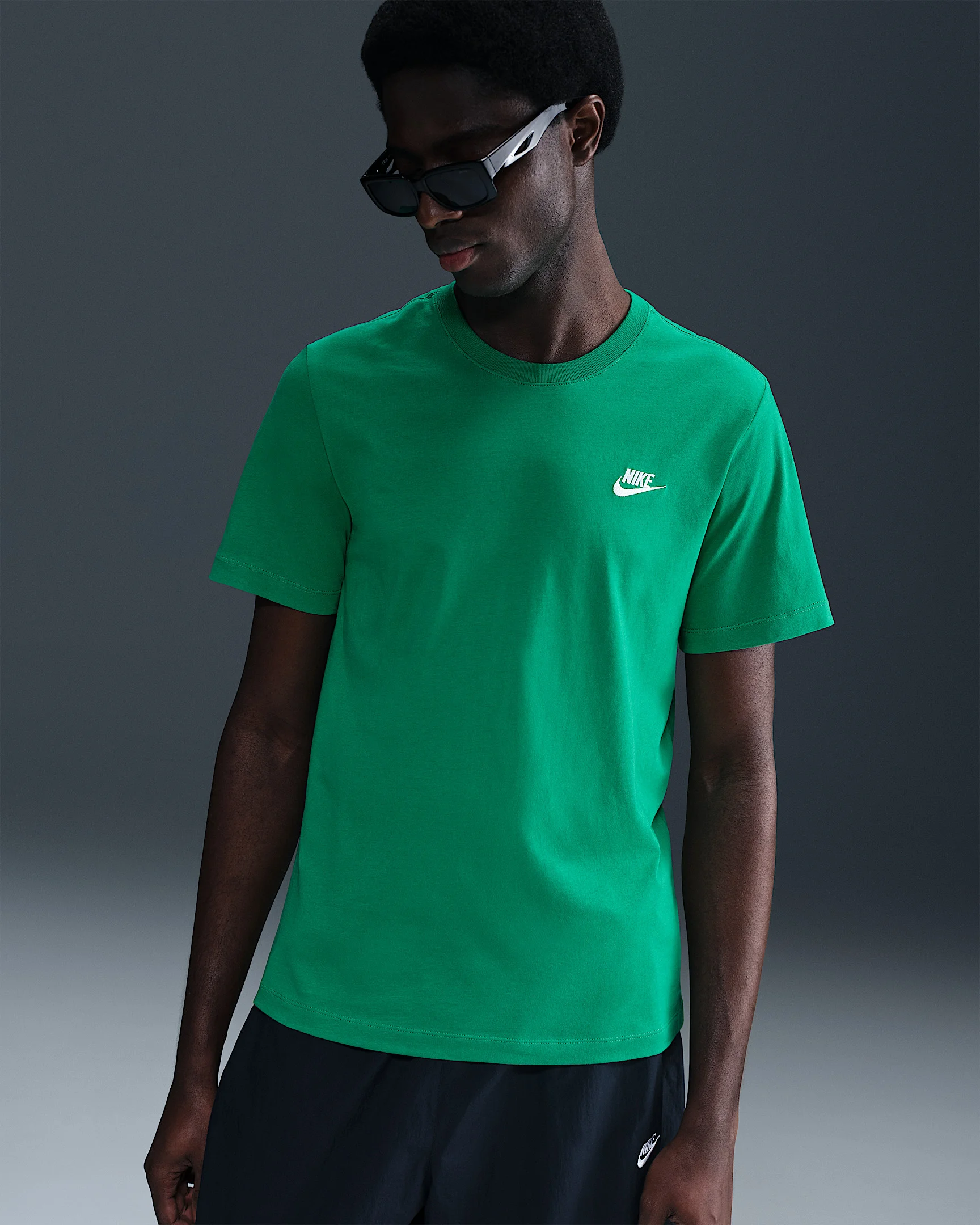 Nike Sportswear Club Men's T-Shirt - 1