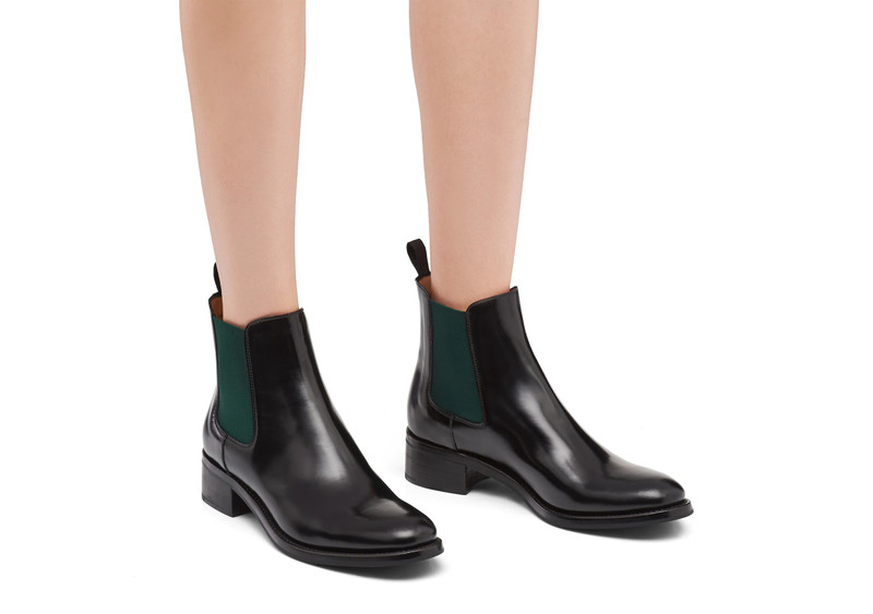 Monmouth 40
Polished Fumè Chelsea Boot Black/military green 5