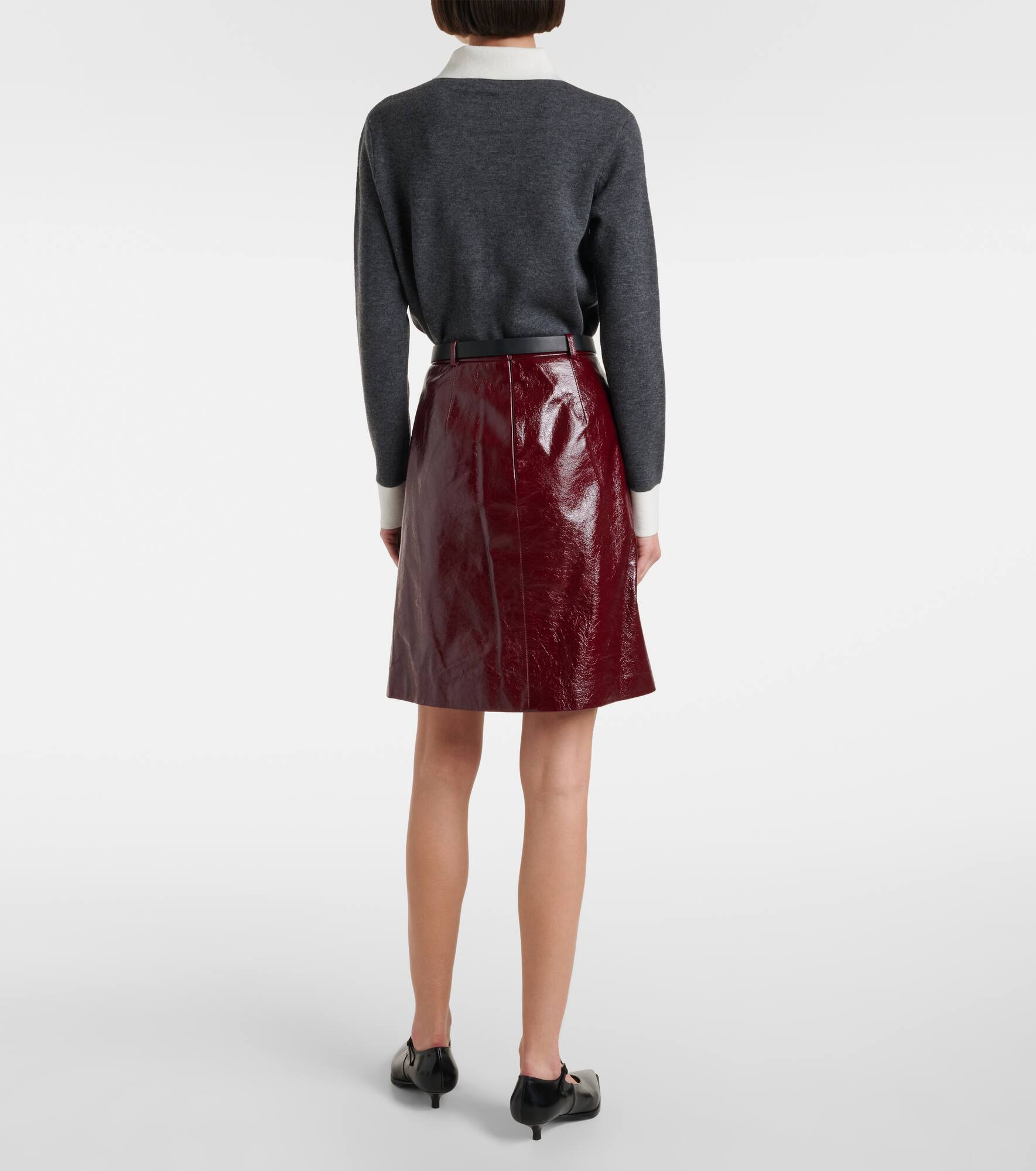 Belted patent leather miniskirt - 3