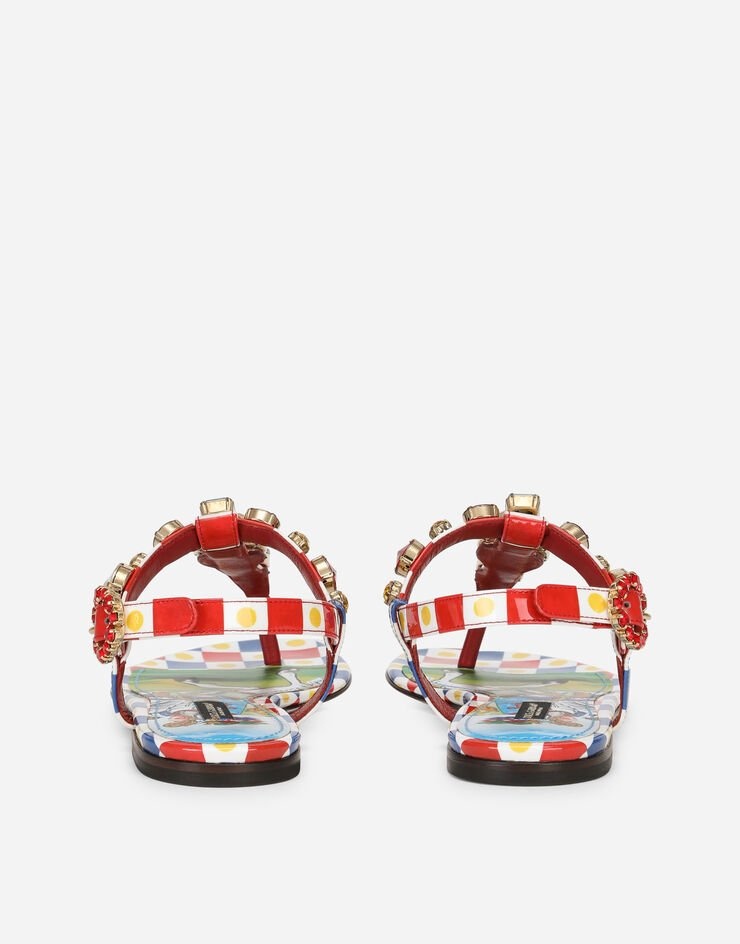 Carretto-print patent leather thong sandals with bejeweled appliqué - 4