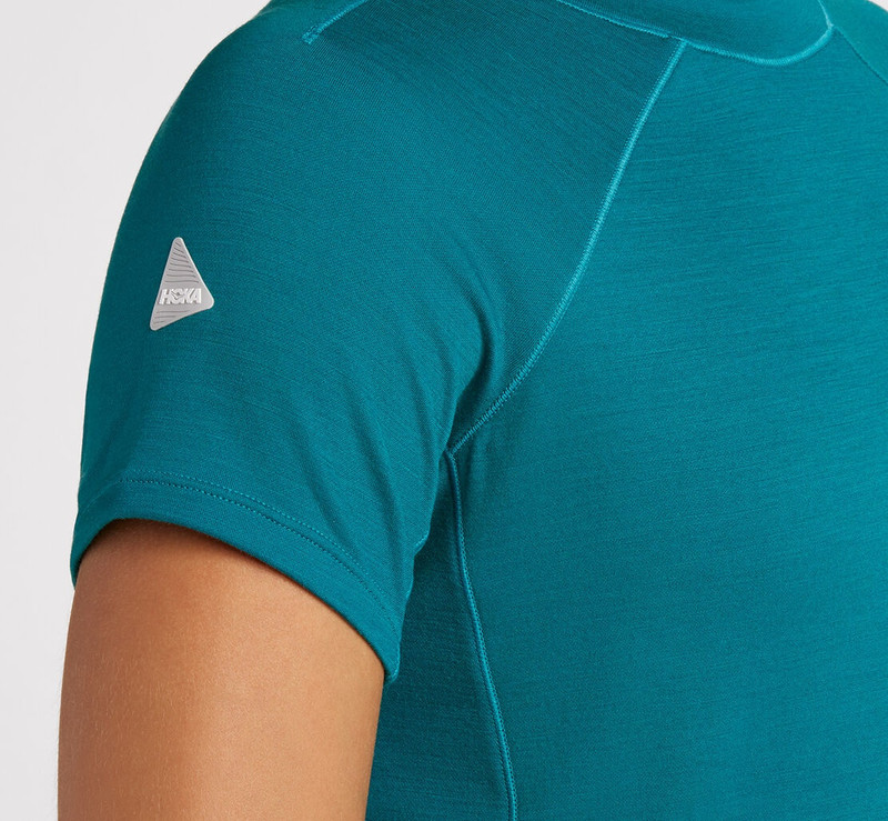 HOKA Women's Midweight Merino Blend Short Sleeve outlook