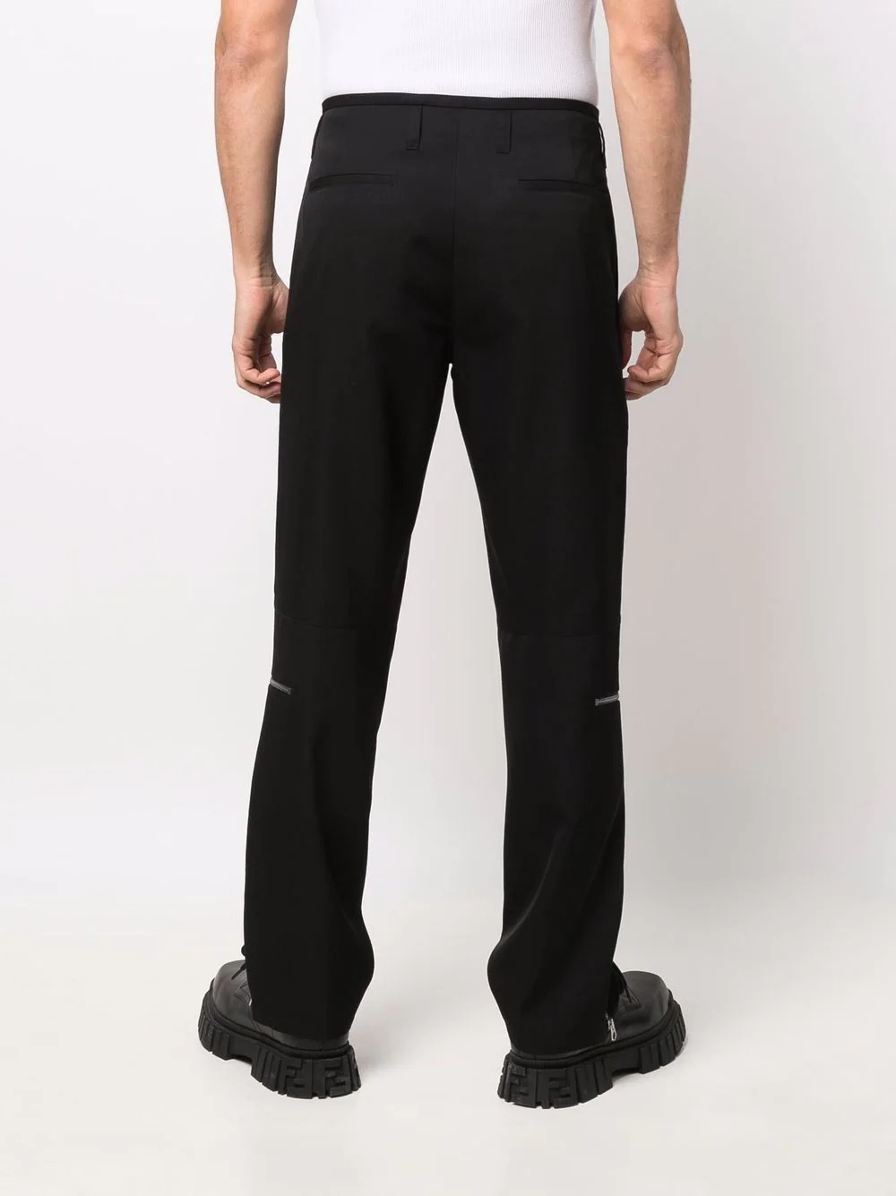 zipped multi-pocket straight trousers - 4