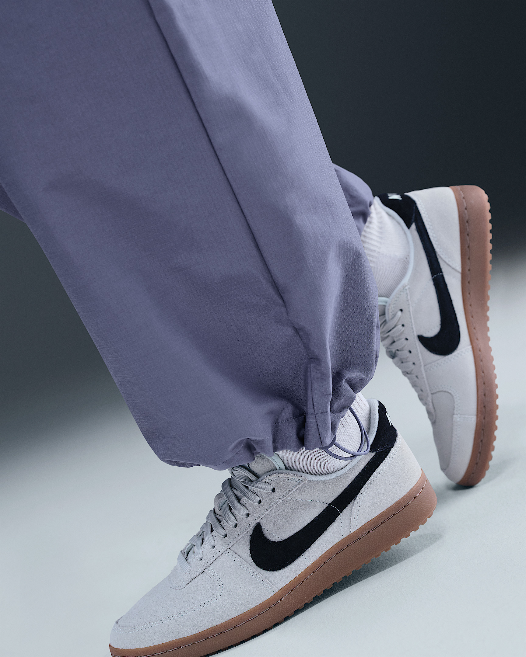 Nike Sportswear Everything Wovens Women's Mid-Rise Cargo Pants - 6