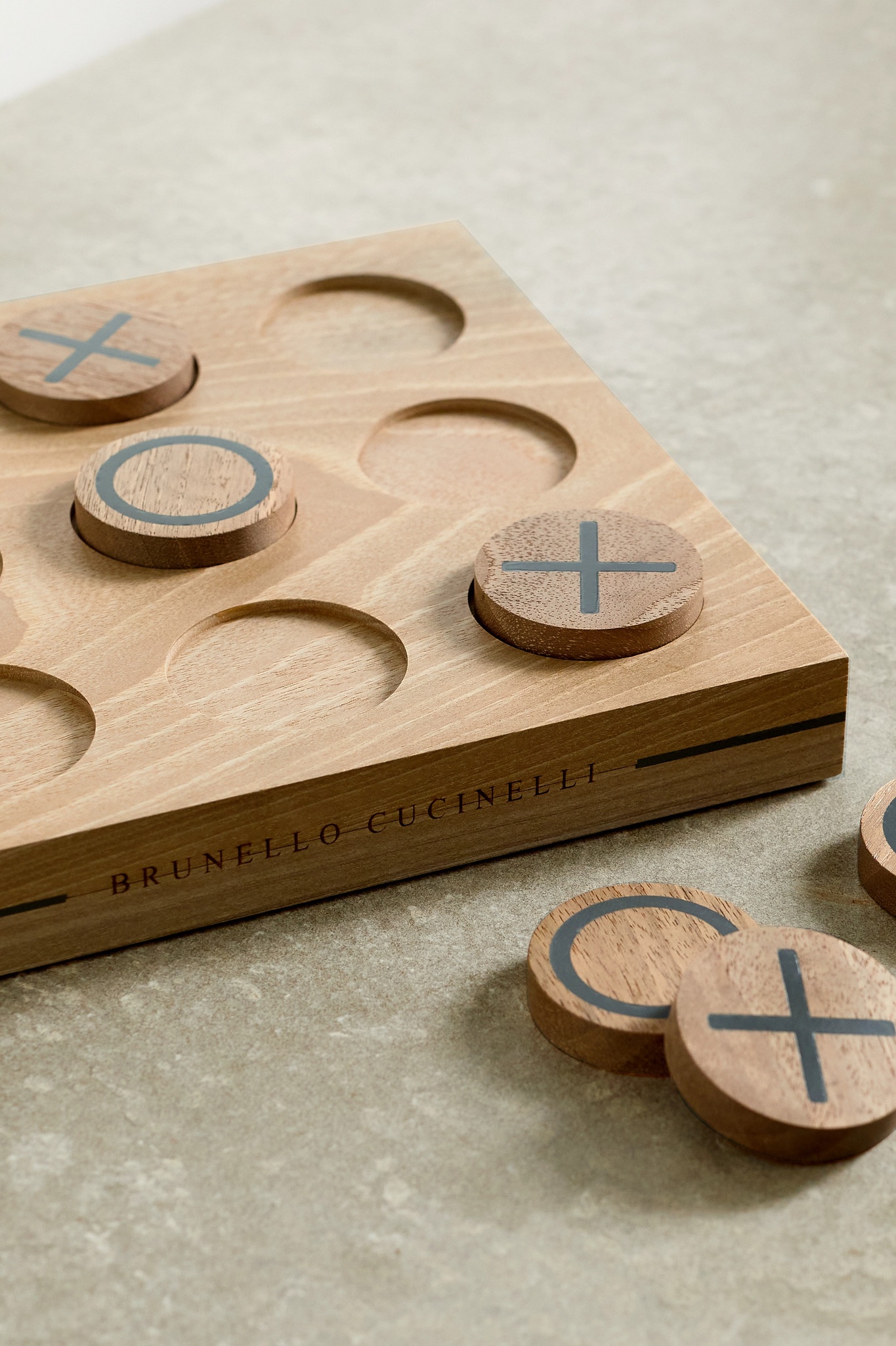 Walnut wood and Krion noughts and crosses set - 3