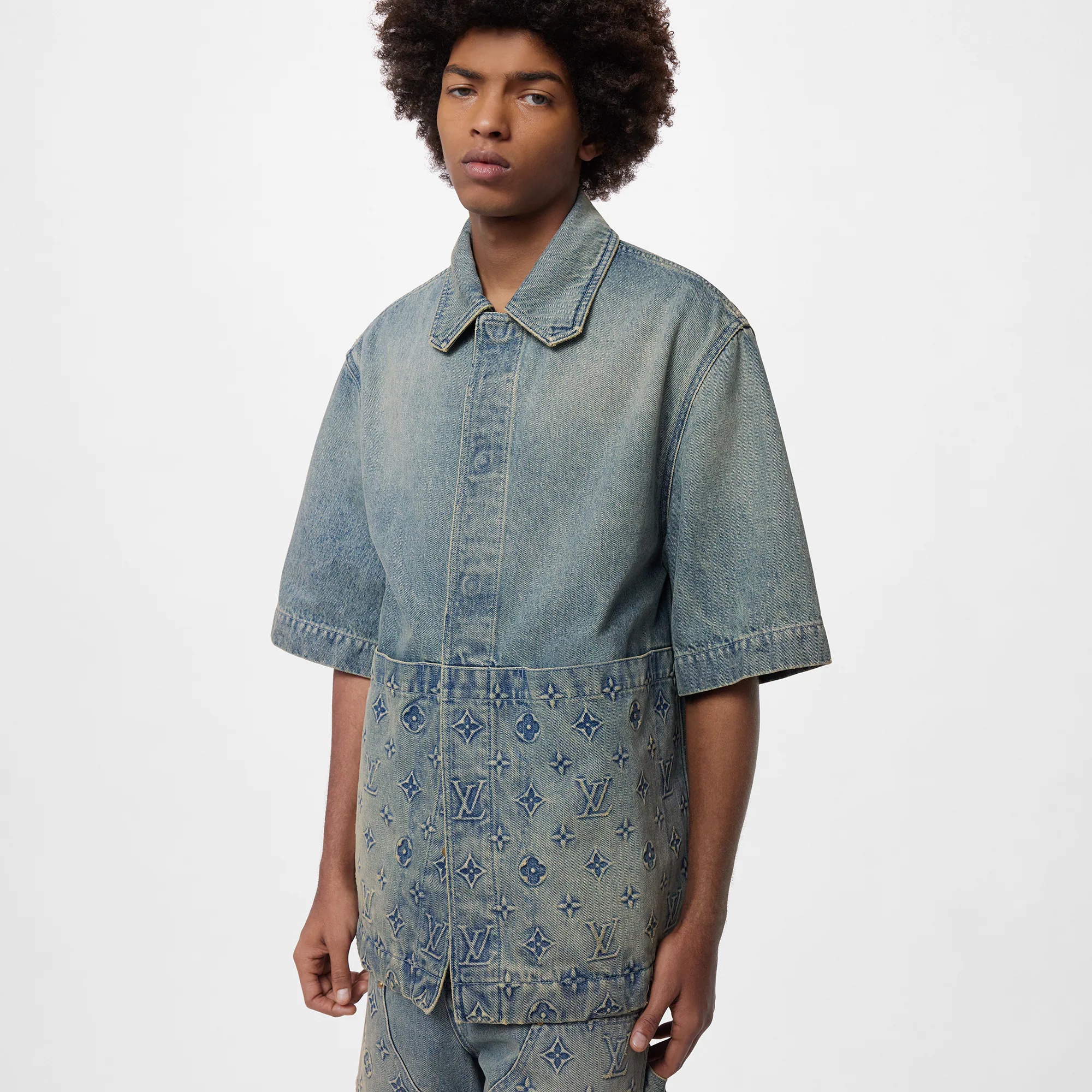 スーツ Louis Vuitton shirt Louis Vuitton Short-Sleeved Denim Workwear Shirt | REVERSIBLE