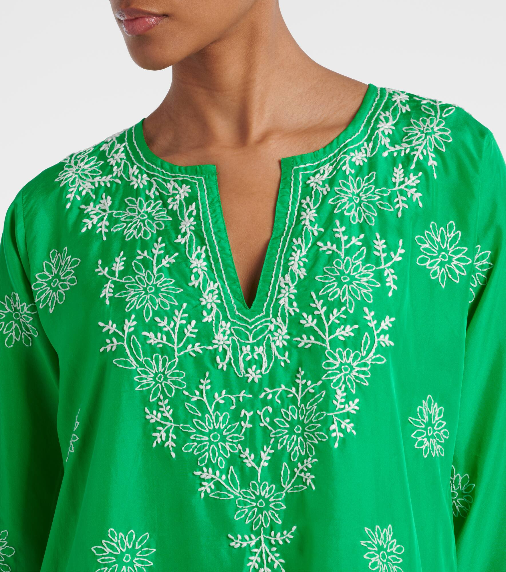 Embroidered silk tunic - 4