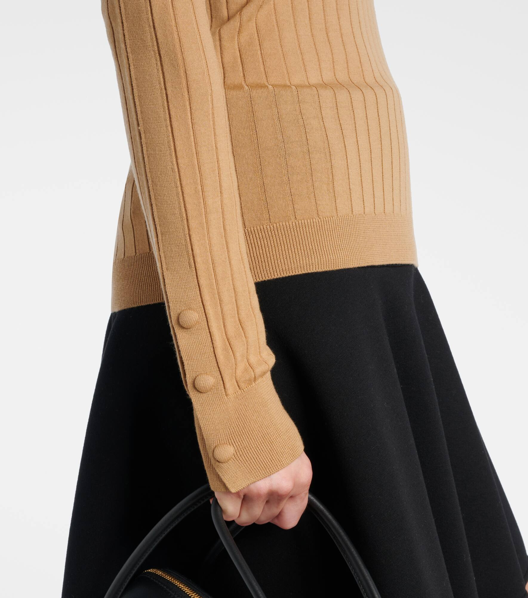 Wool and cashmere turtleneck sweater - 5
