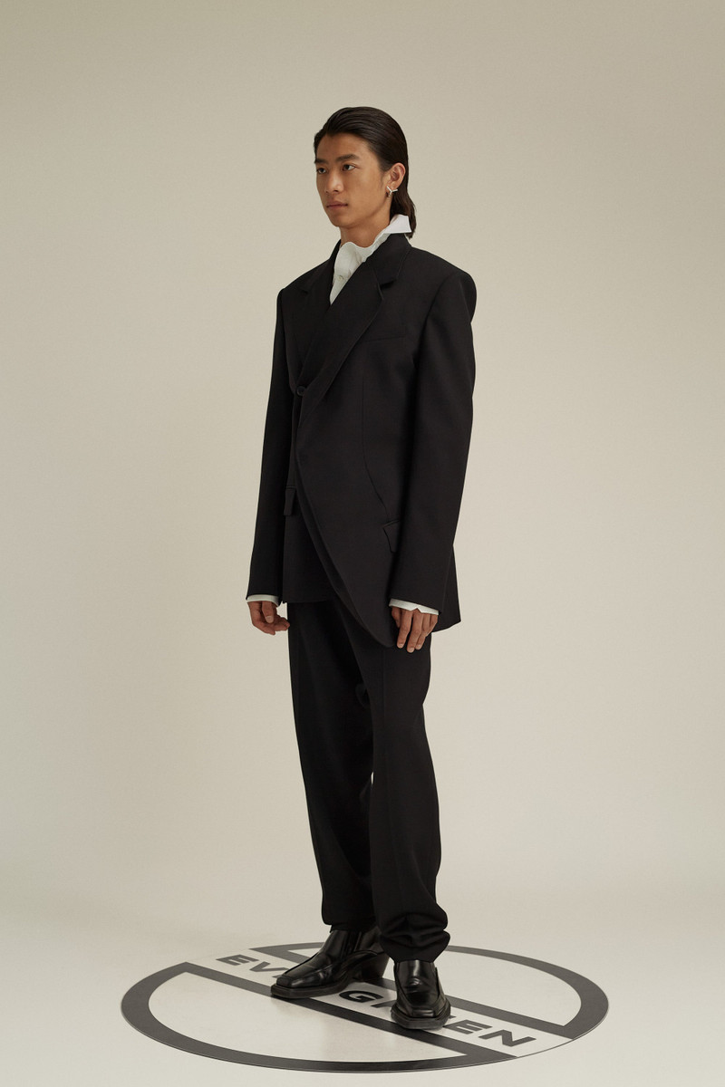 Classic Twisted Lapel Blazer 5