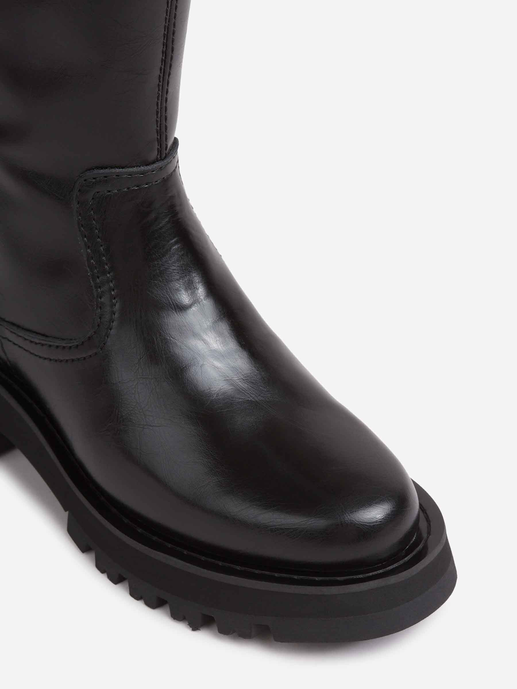HIGH BOOTS WITH BUCKLE - 5
