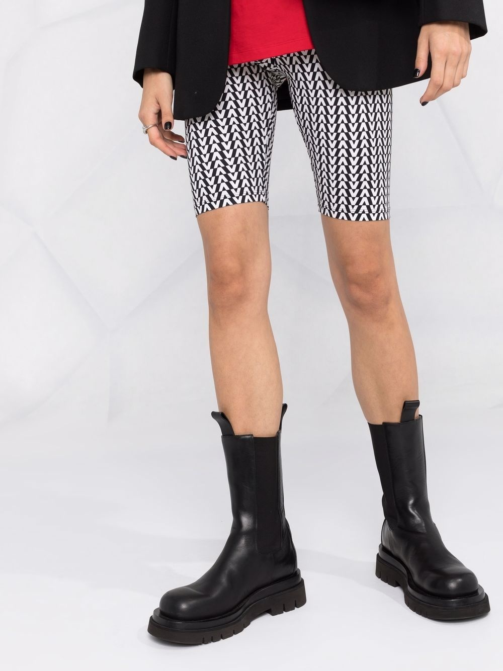 V-logo print cycling shorts - 5