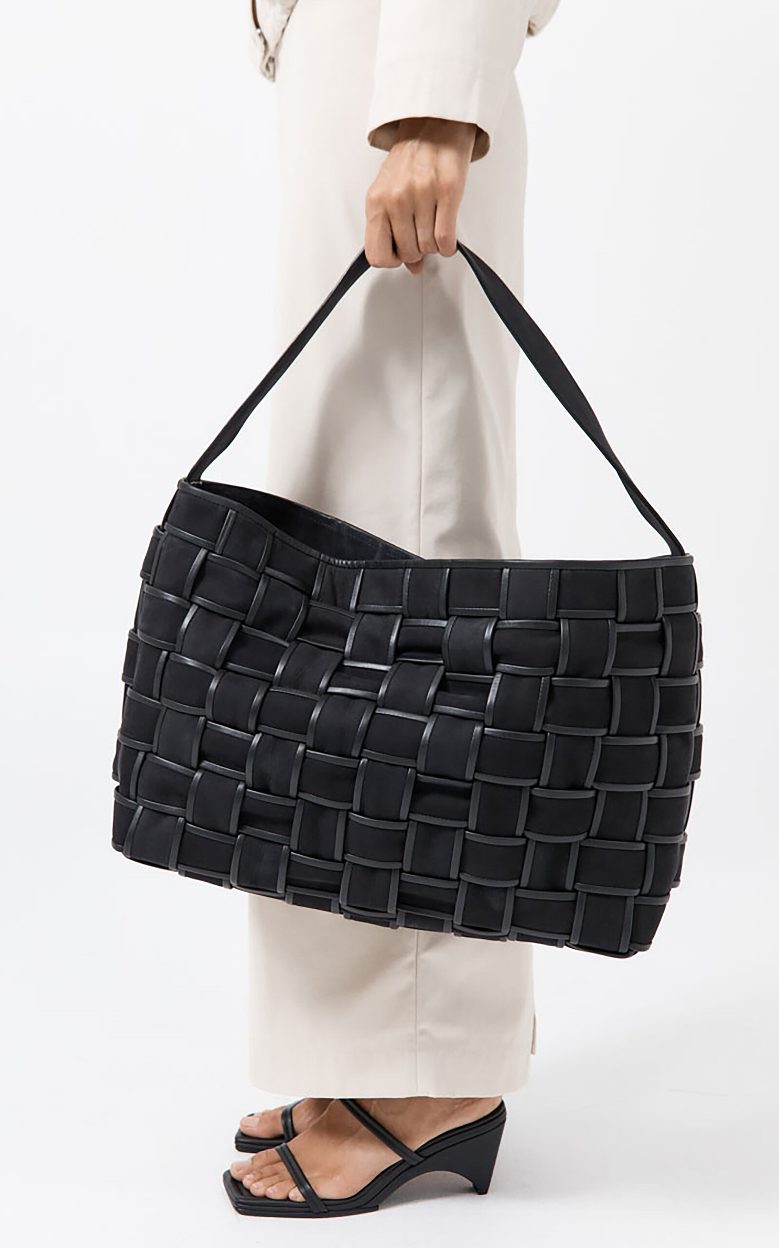 Border Woven Leather Large Tote Bag black - 3