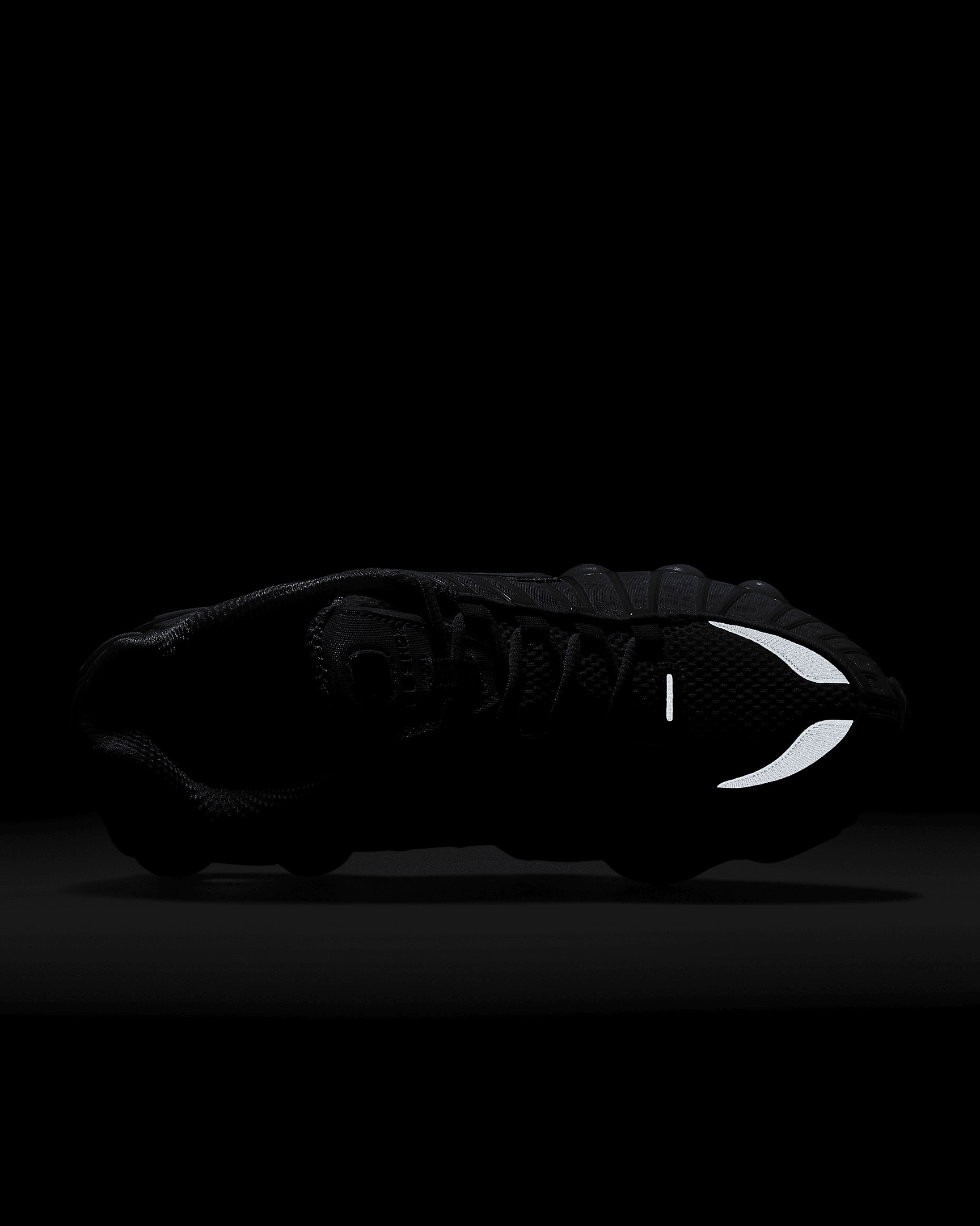 Nike Shox TL Women's Shoes - 7