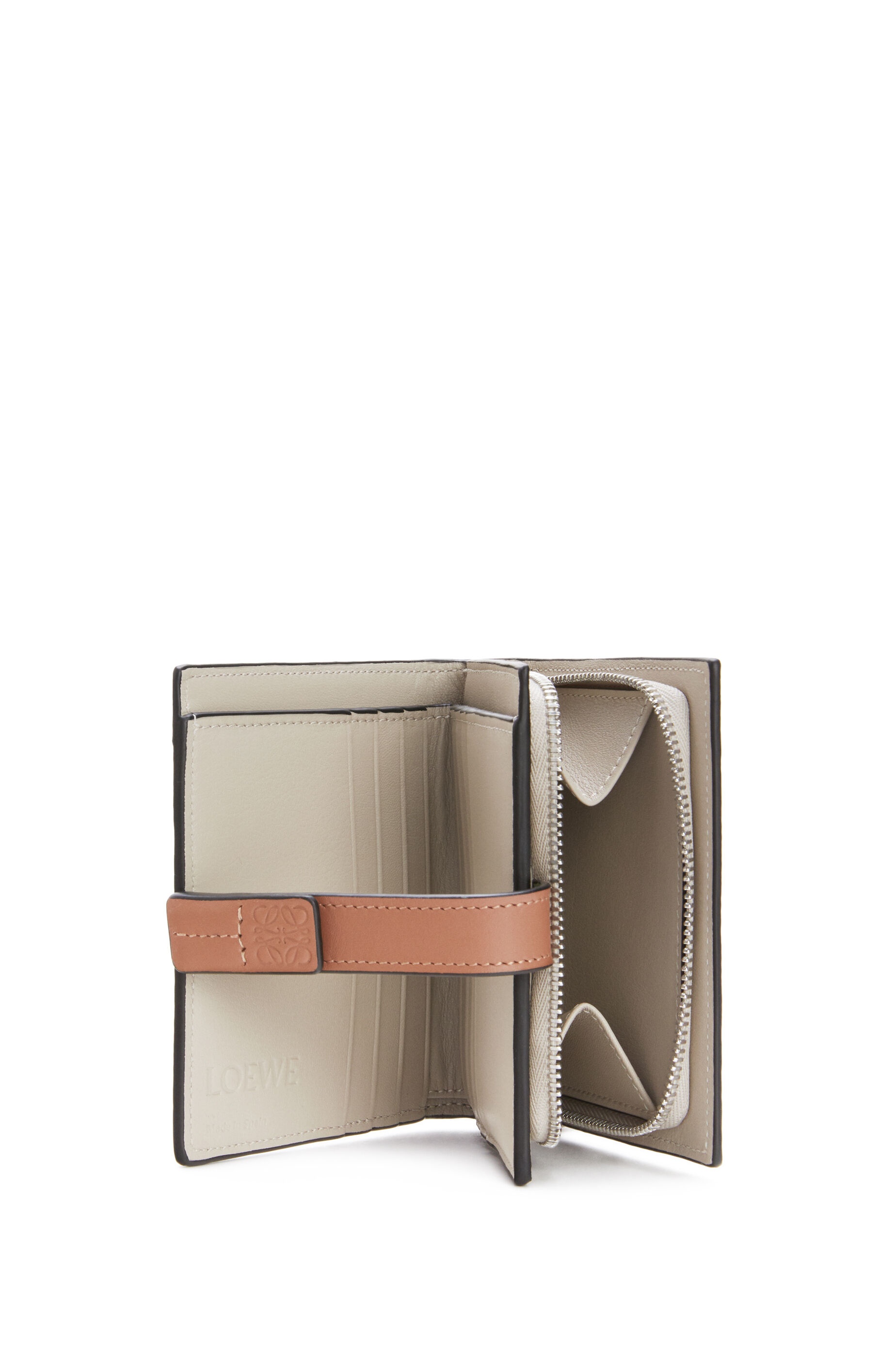 Compact zip wallet in soft grained calfskin - 2