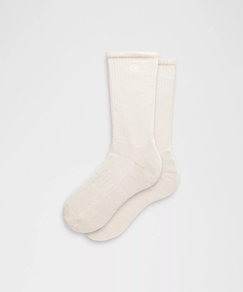 Unisex Daily Essential Crew Socks 1