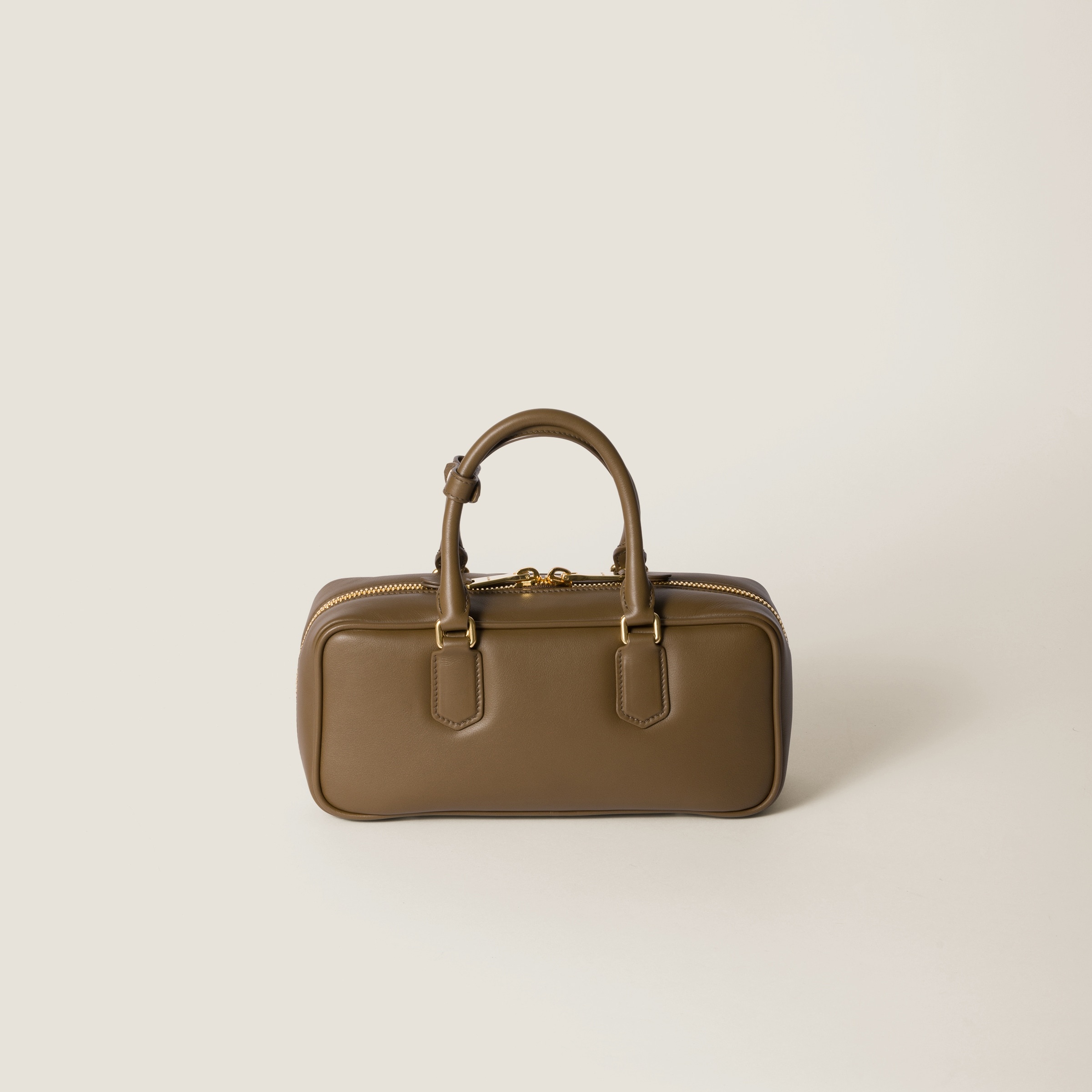 leather hand 【直営・関税送料込】Arcadie