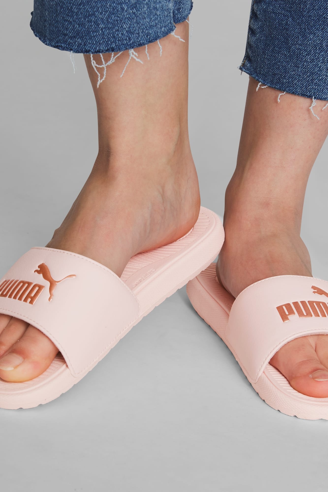 Cool Cat 2.0 Women's Slides - 3