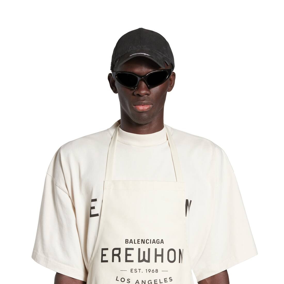 Erewhon® Los Angeles Apron in Beige/black - 5